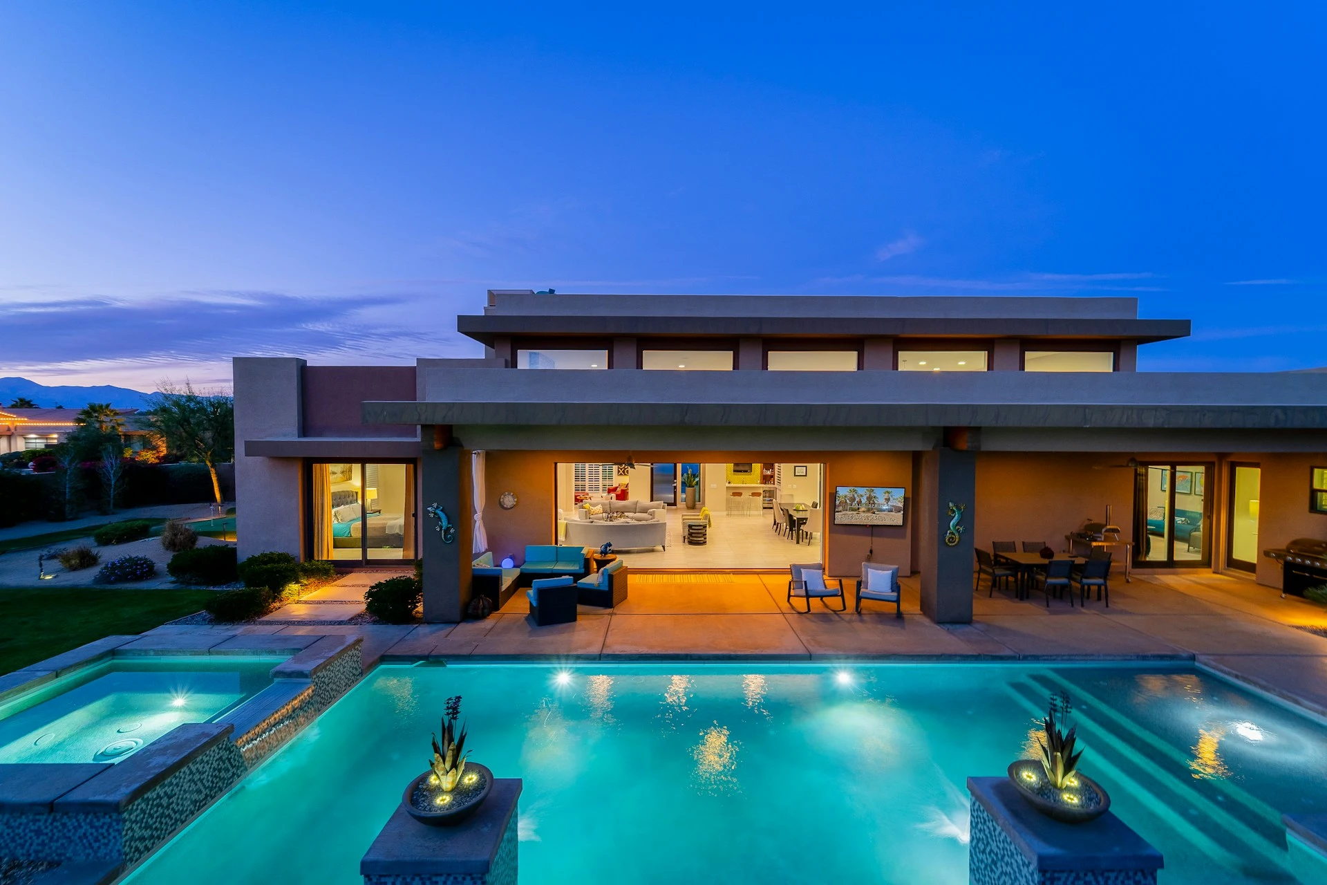 property-22 Ocean king suite